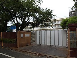 八雲学園高校.jpg